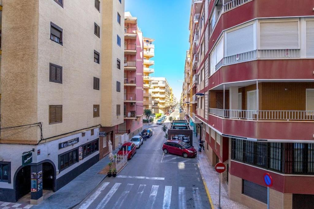 טורבייחה Studio Torravieja On Playa Del Cura מראה חיצוני תמונה